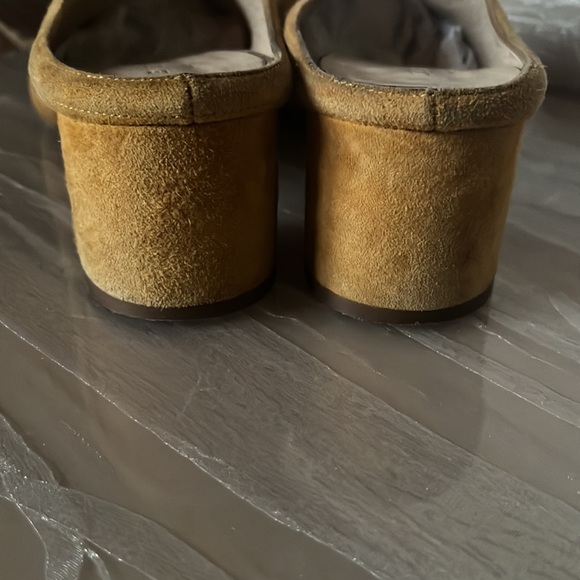 Everlane Heel Mule - Picture 8 of 11